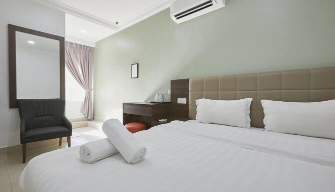 Beryll Inn Cyberjaya Bagian luar foto